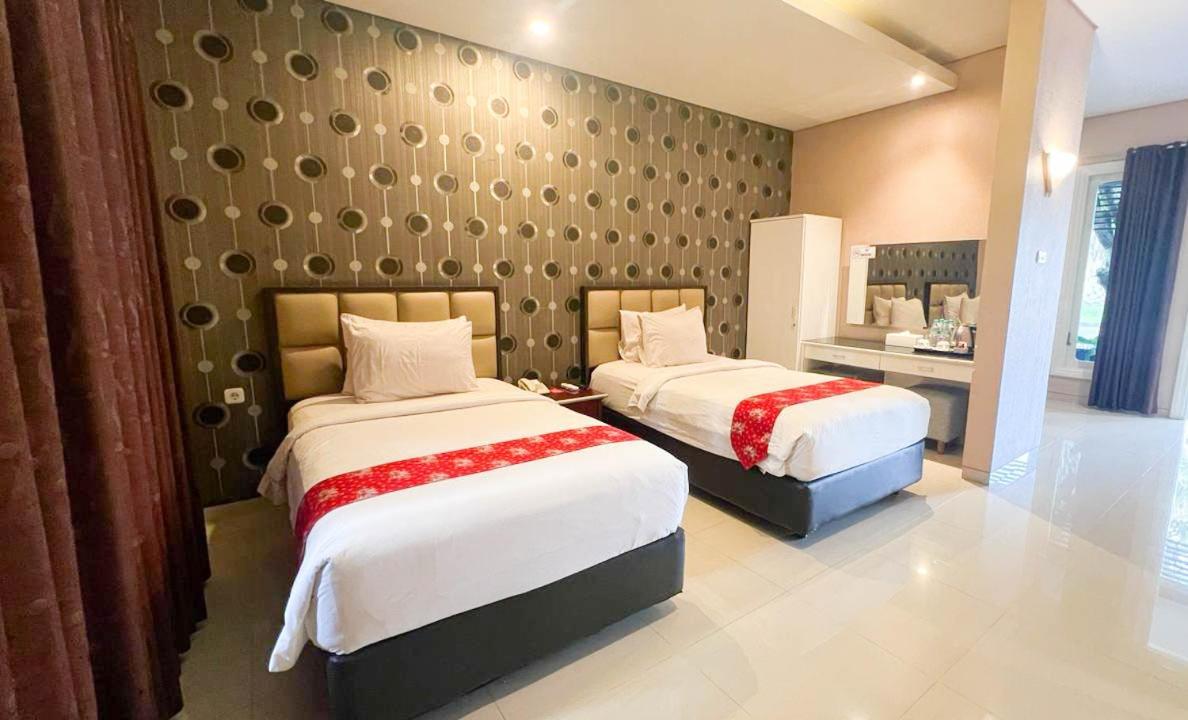 New Surya Hotel Баньюванги Экстерьер фото